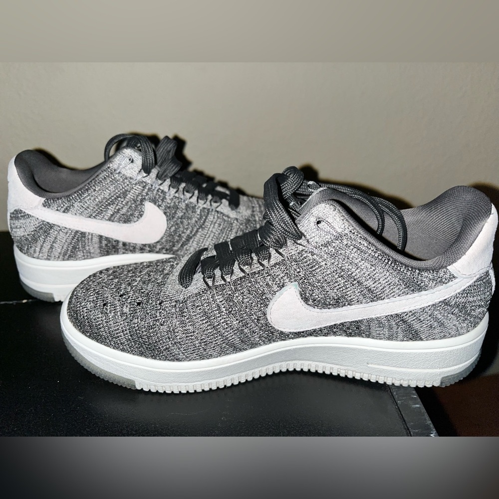 Nike Air womens shoes black and gray with taupe swoosh